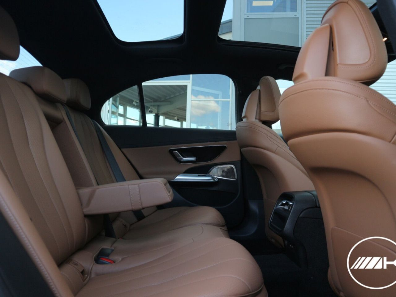 Mercedes-Benz E-Klasse – Bild 10