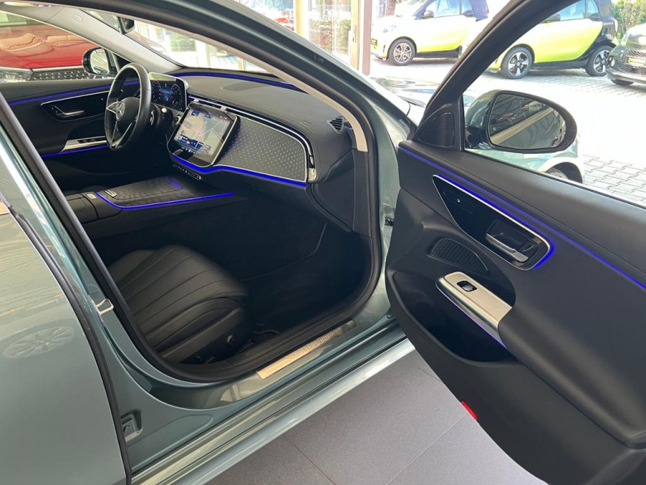 Mercedes-Benz E-Klasse – Bild 9