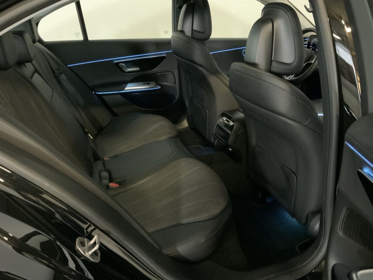 Mercedes-Benz E-Klasse – Bild 15