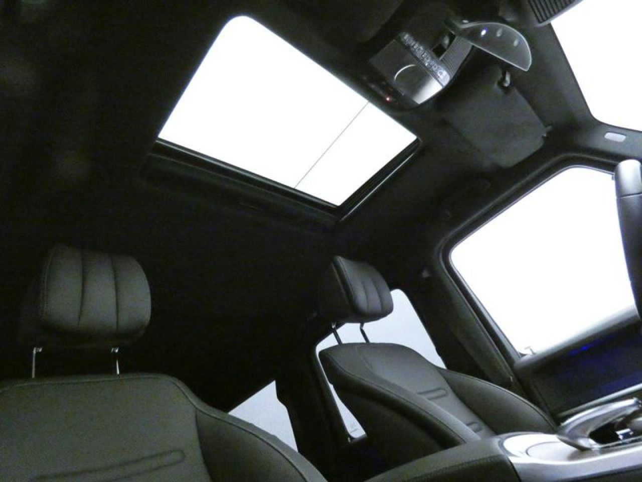 Photo du véhicule 2 / 18