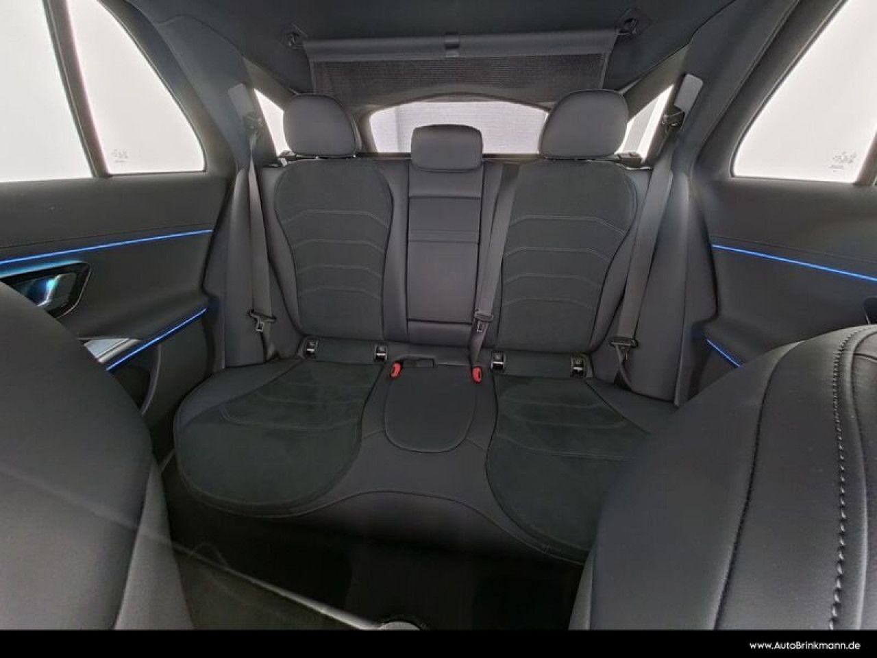 Mercedes-Benz E-Klasse – Bild 8