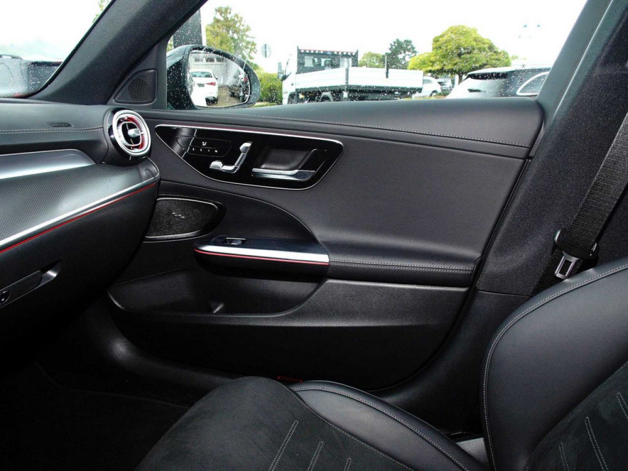 Mercedes-Benz C-Klasse – Bild 13