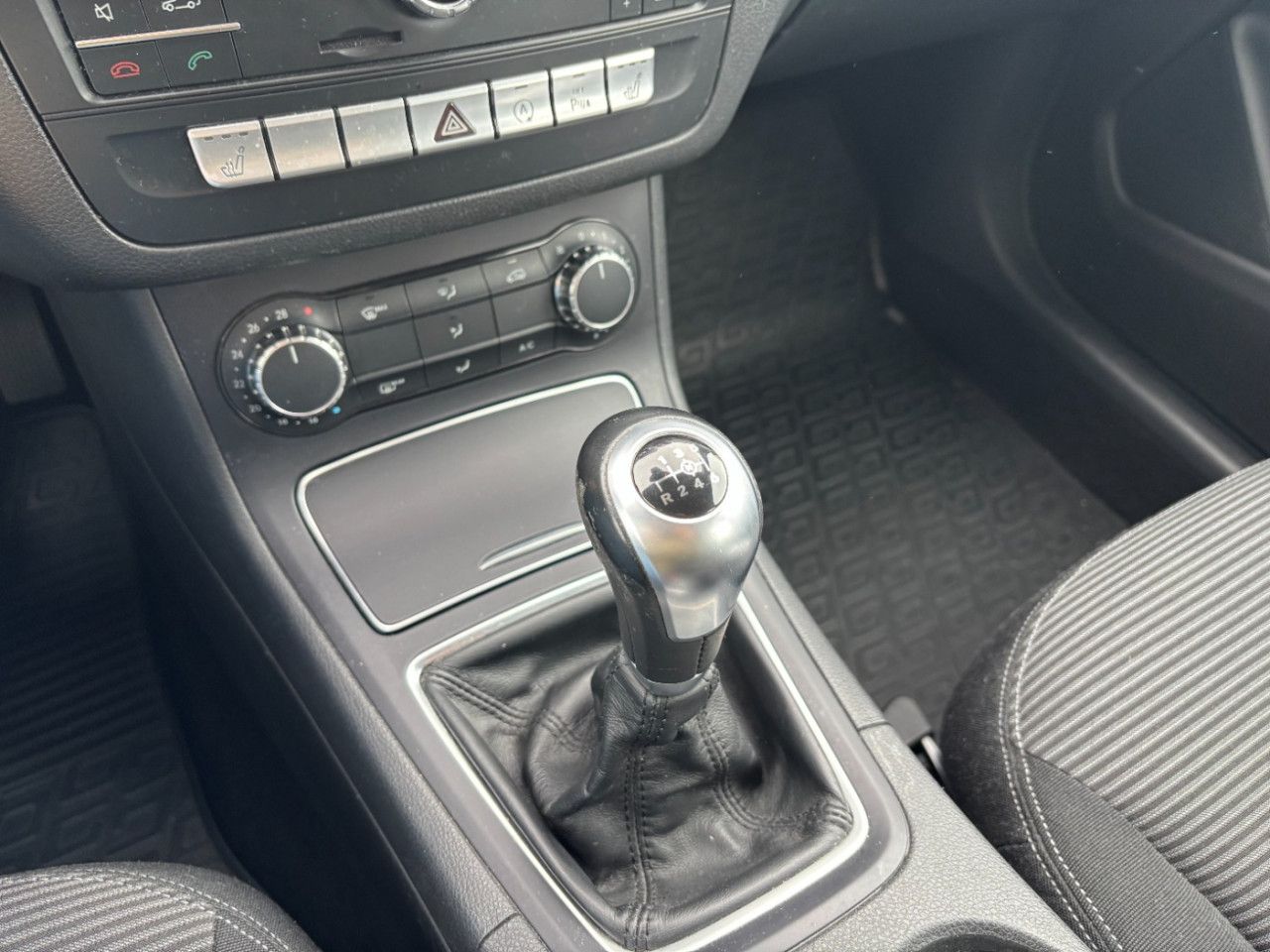 Fahrzeugbild 14 / 16