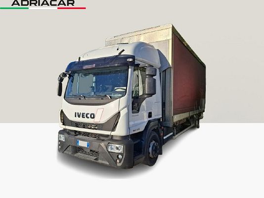 Vehicle image 1 / 13