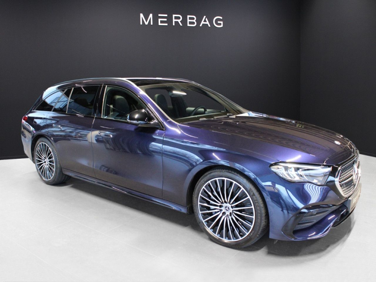 Mercedes-Benz E-Klasse – Bild 12