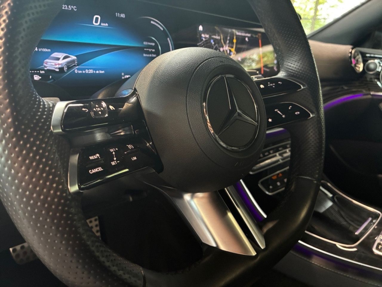 Mercedes-Benz E-Klasse – Bild 23