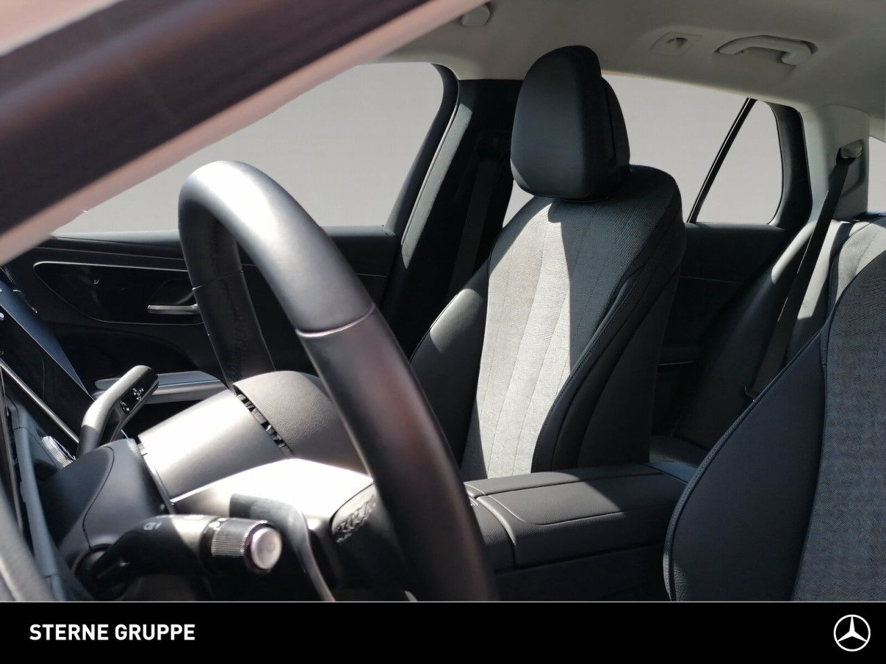 Mercedes-Benz E-Klasse – Bild 11