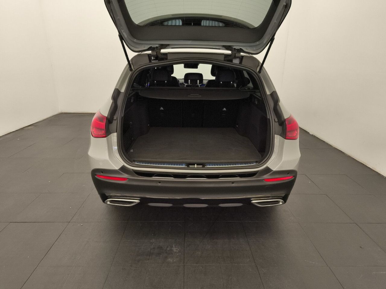 Mercedes-Benz C-Klasse – Bild 9