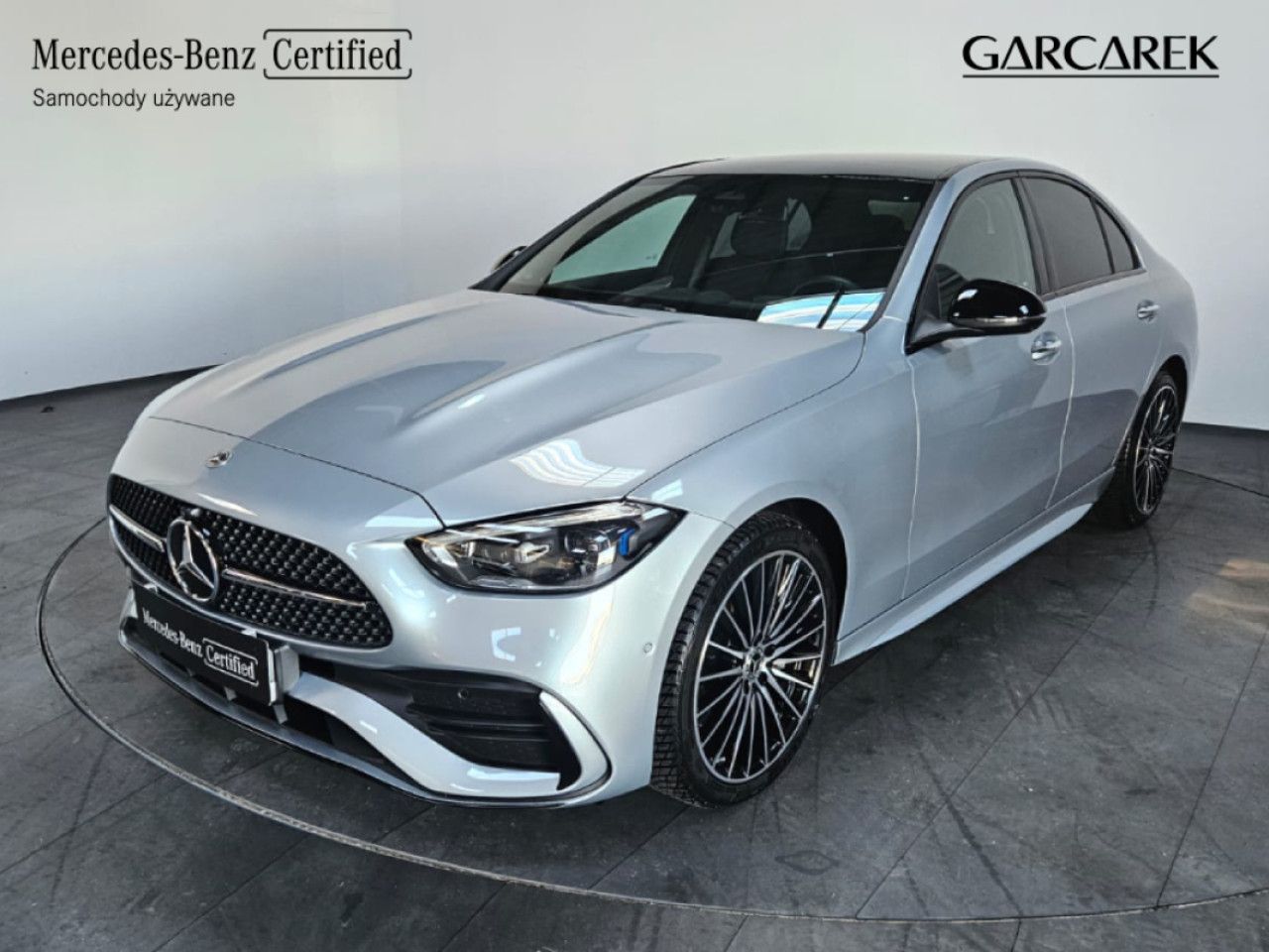 Zdjęcie pojazdu 1 / 29