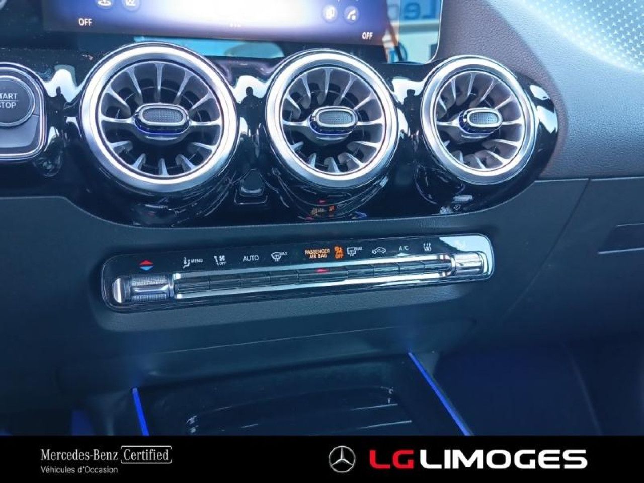 Photo du v&eacute;hicule 15 / 18