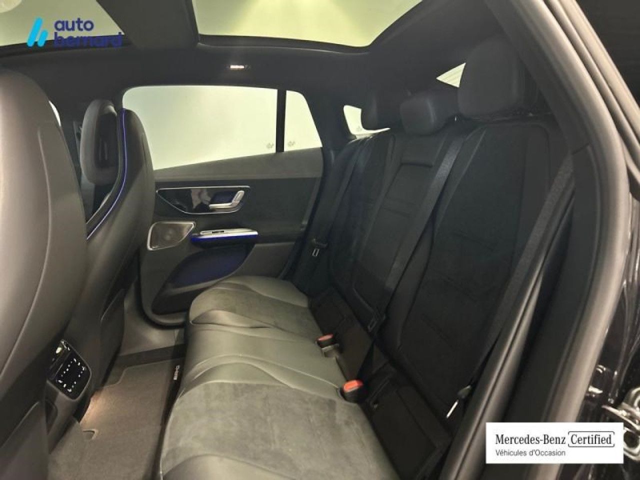 Photo du v&eacute;hicule 10 / 18