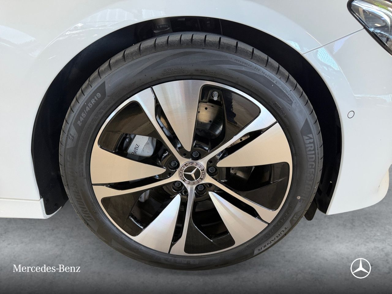 Mercedes-Benz E-Klasse – Bild 2