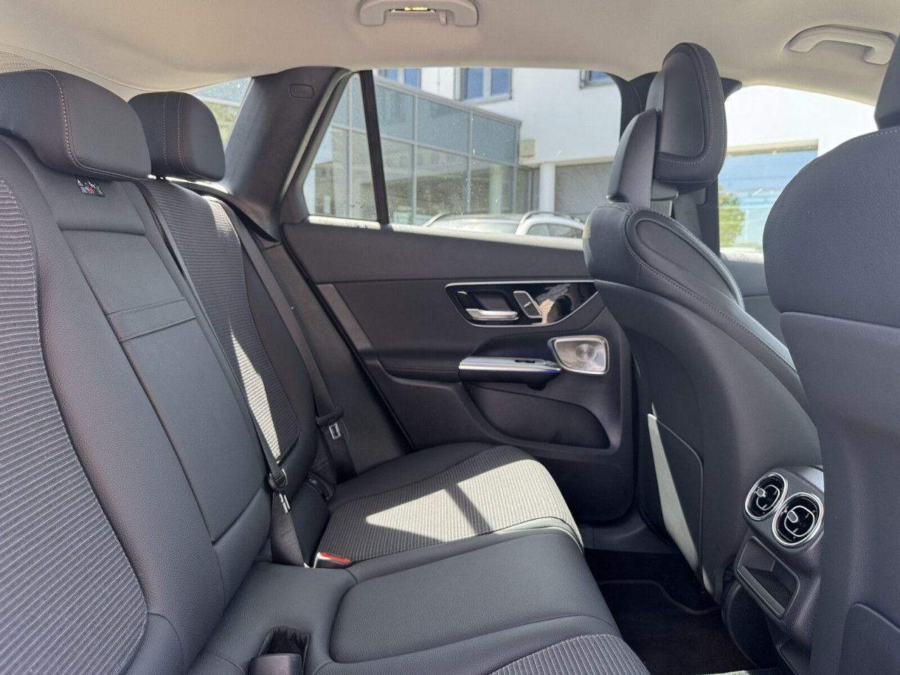 Mercedes-Benz GLC – Bild 18