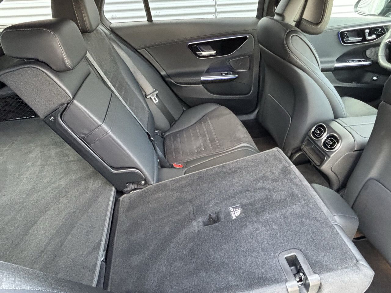 Mercedes-Benz C-Klasse – Bild 18