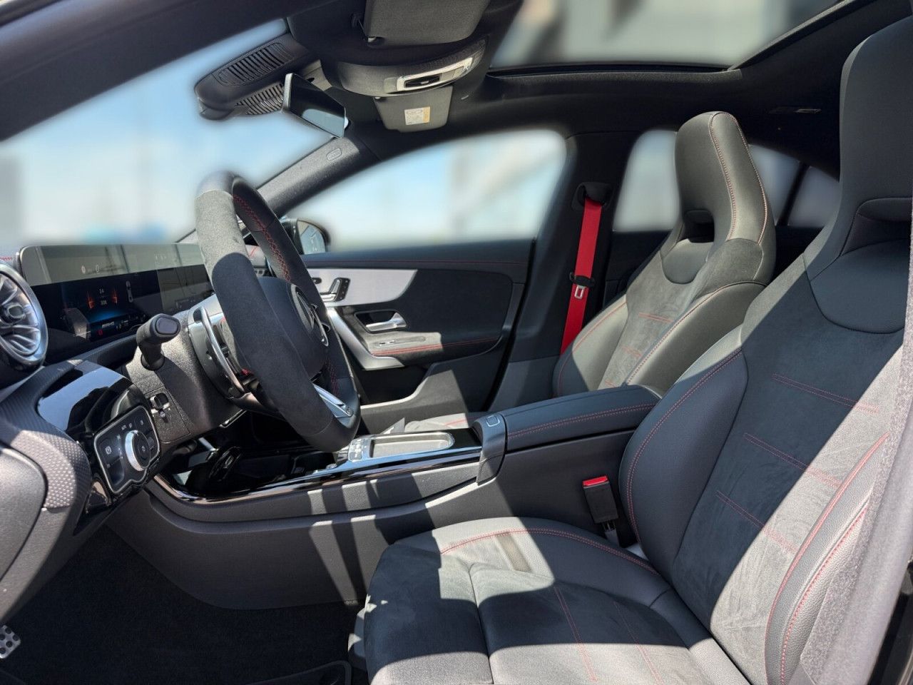 Mercedes-Benz CLA – Bild 7