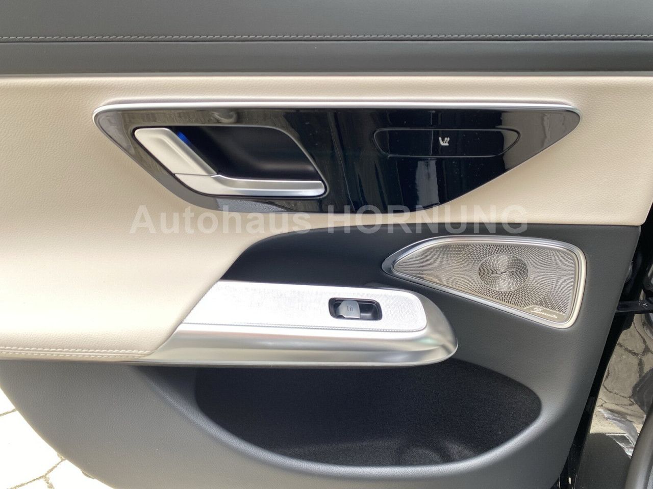Mercedes-Benz E-Klasse – Bild 10