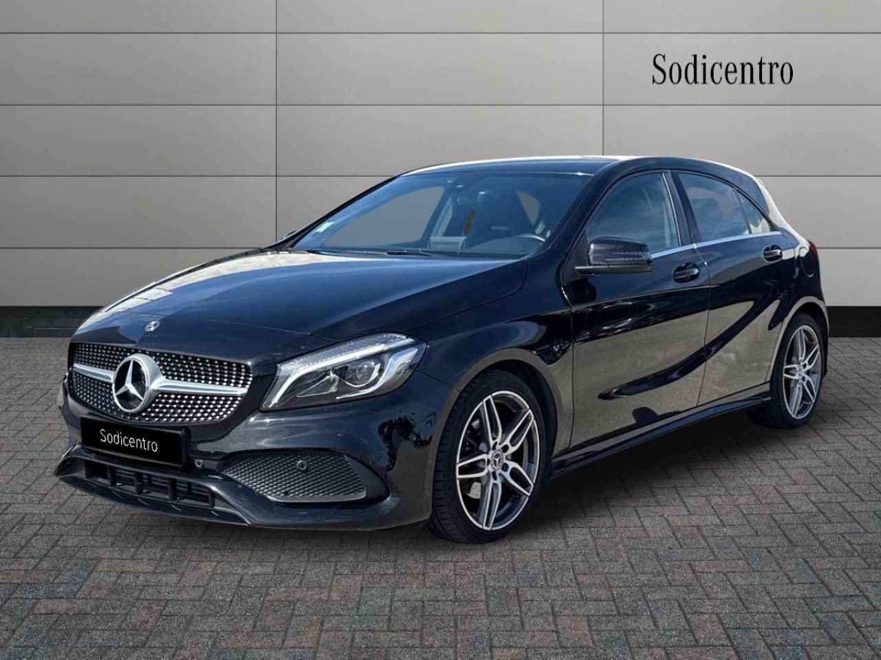 Imagem do veículo 1 / 19