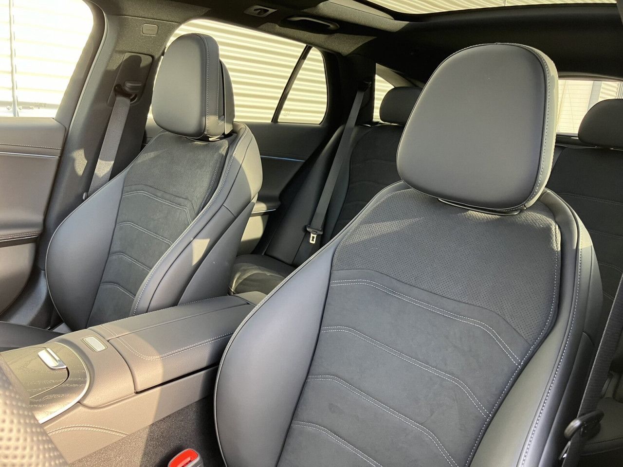 Mercedes-Benz E-Klasse – Bild 6