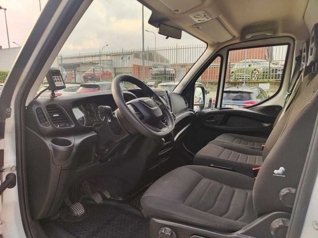 IVECO | 35C16 FURGONE ISOTERMICO CON FRIGO