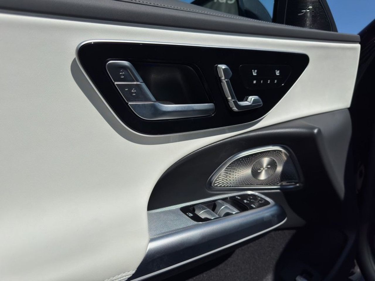 Mercedes-Benz E-Klasse – Bild 7