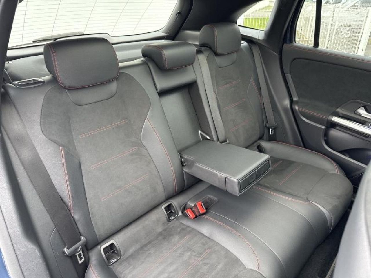 Photo du v&eacute;hicule 13 / 18