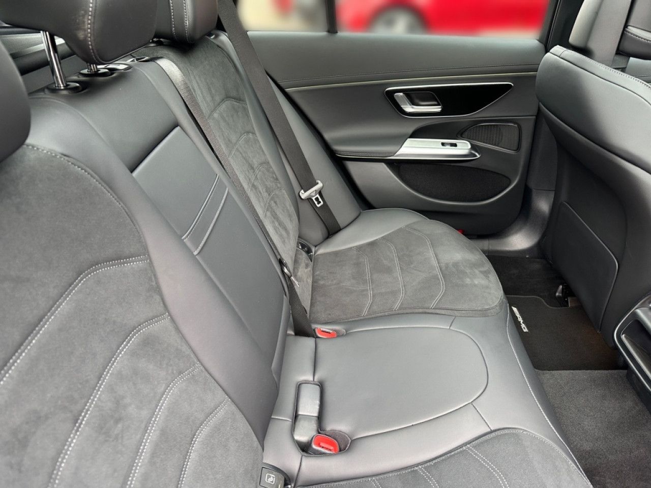 Mercedes-Benz E-Klasse – Bild 11