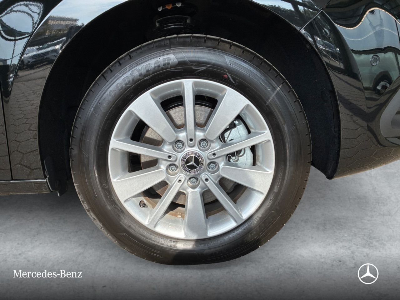 Mercedes-Benz EQT – Bild 2