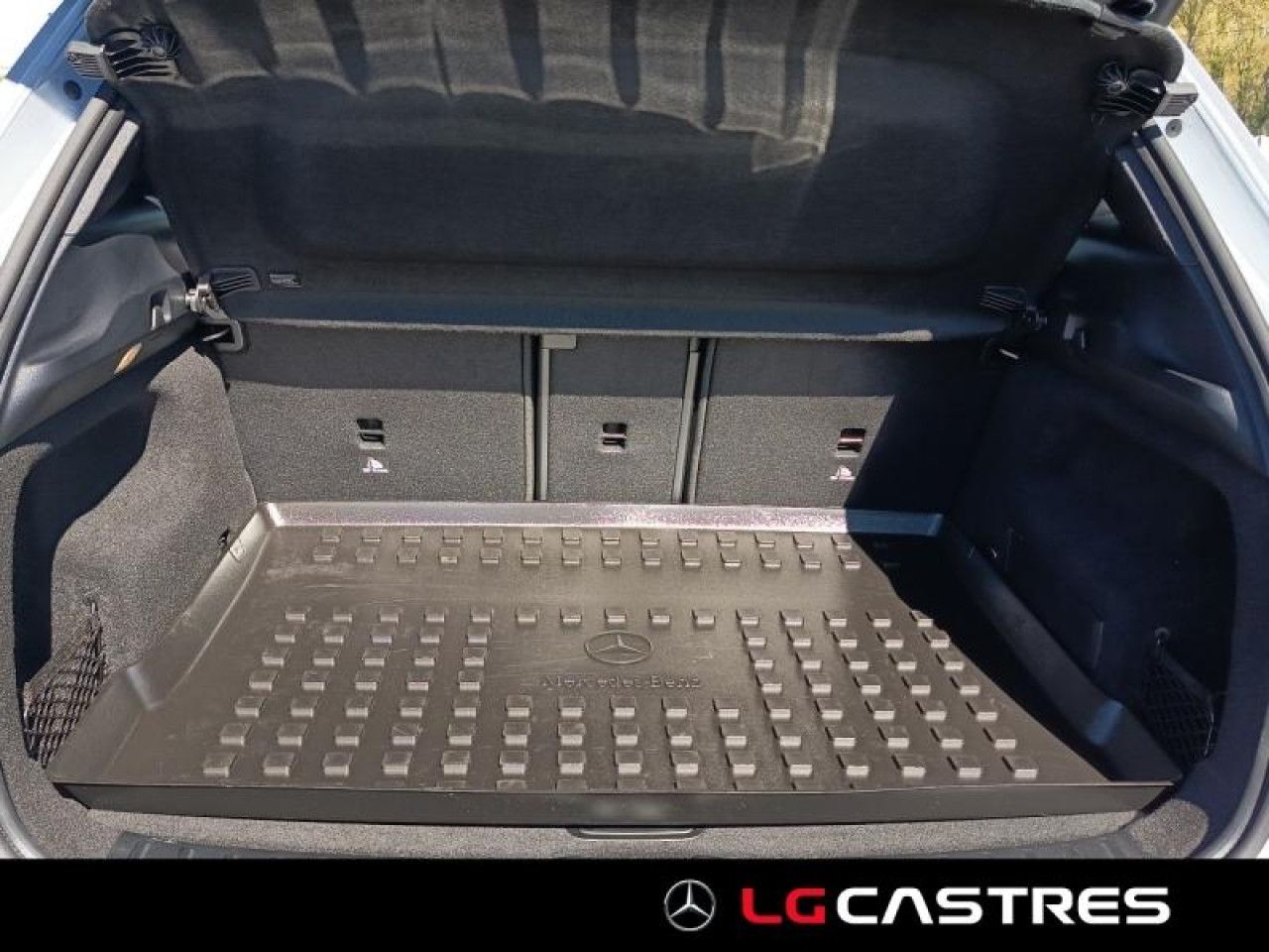 Photo du v&eacute;hicule 12 / 18