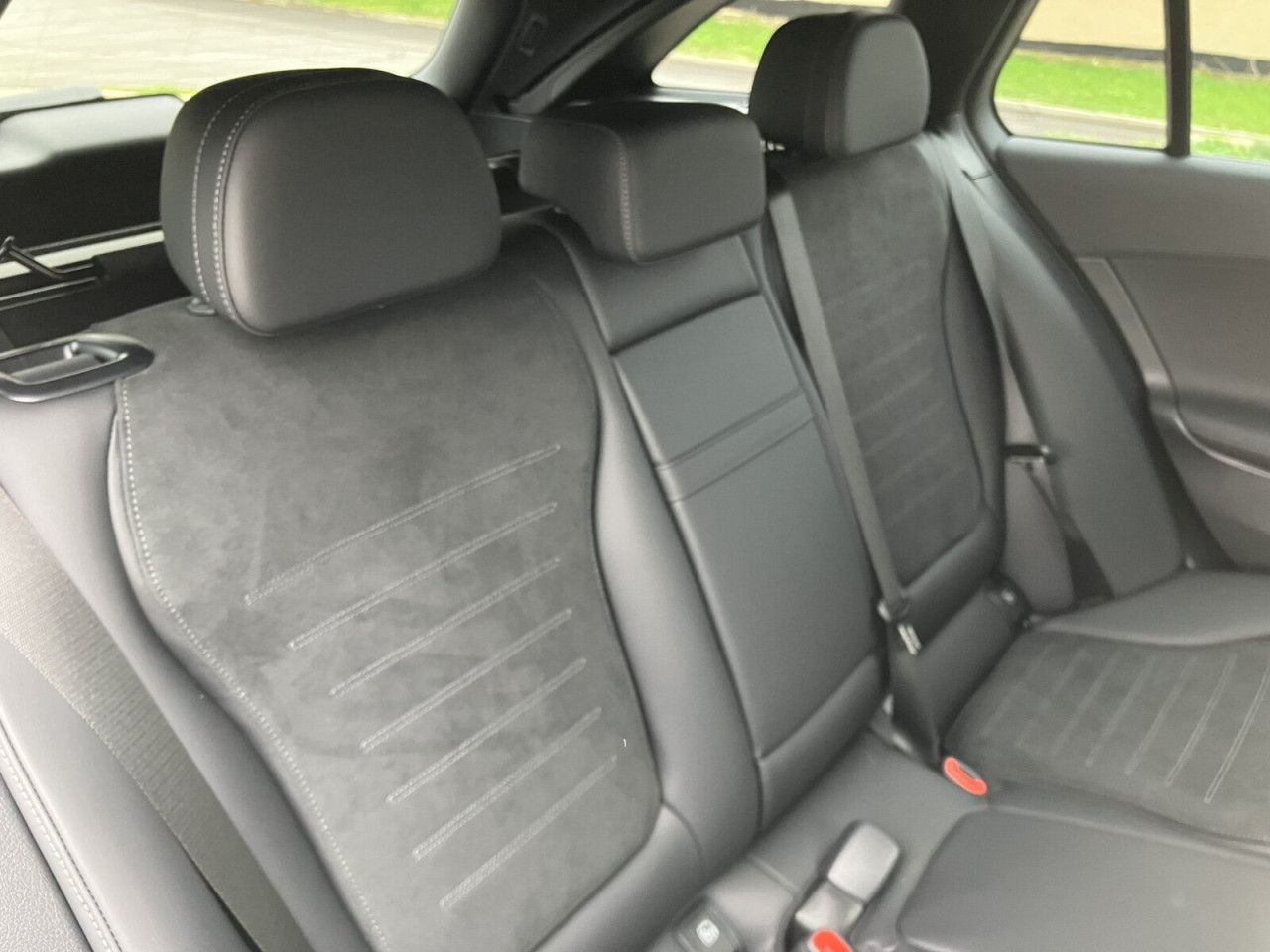Mercedes-Benz C-Klasse – Bild 8