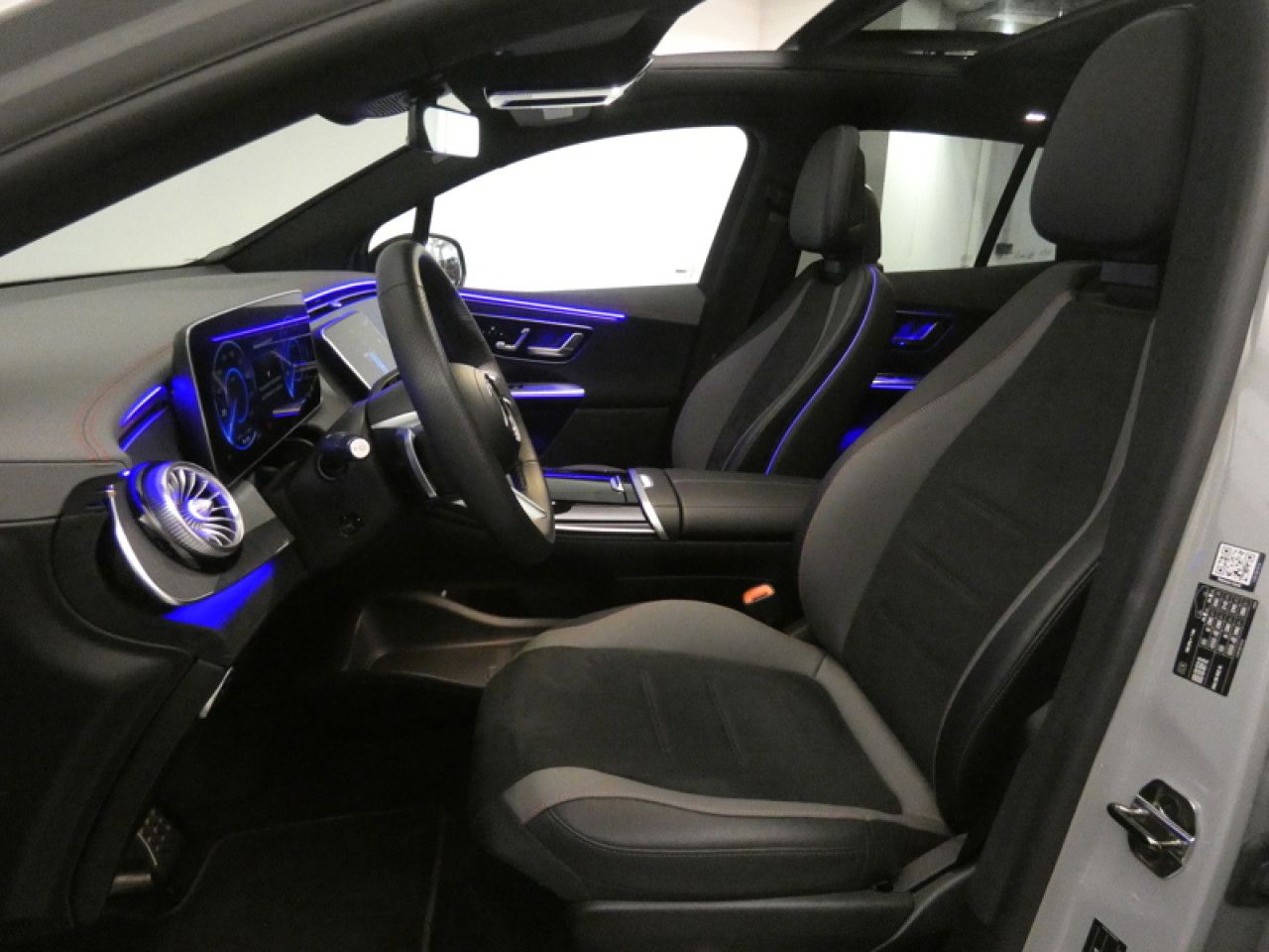 Photo du v&eacute;hicule 14 / 18