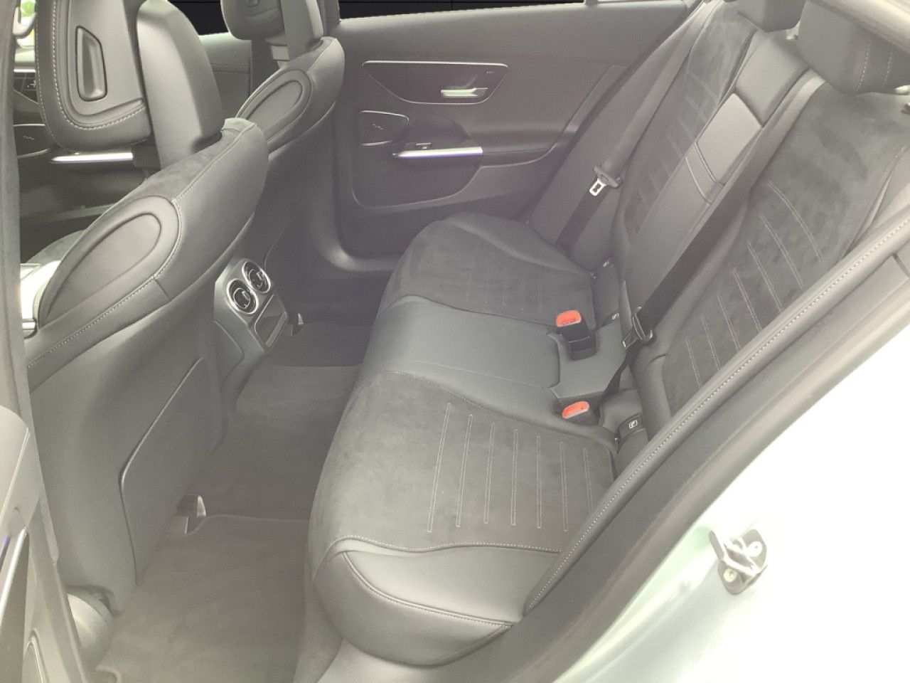 Mercedes-Benz C-Klasse – Bild 13