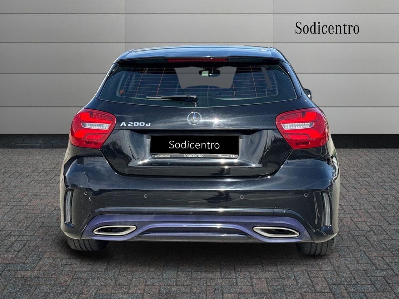 Imagem do veículo 8 / 19