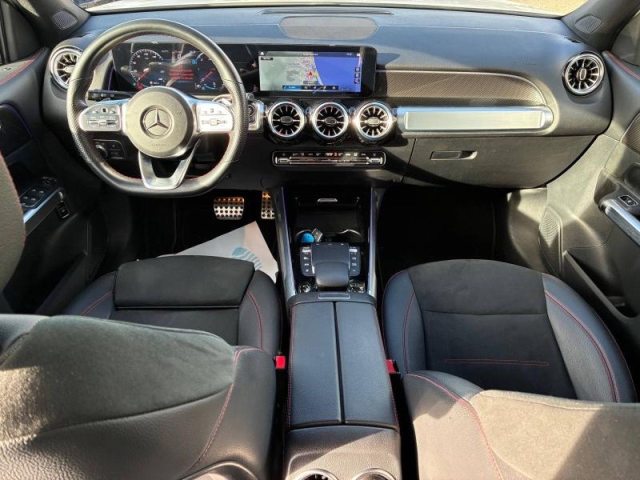 Photo du v&eacute;hicule 9 / 9