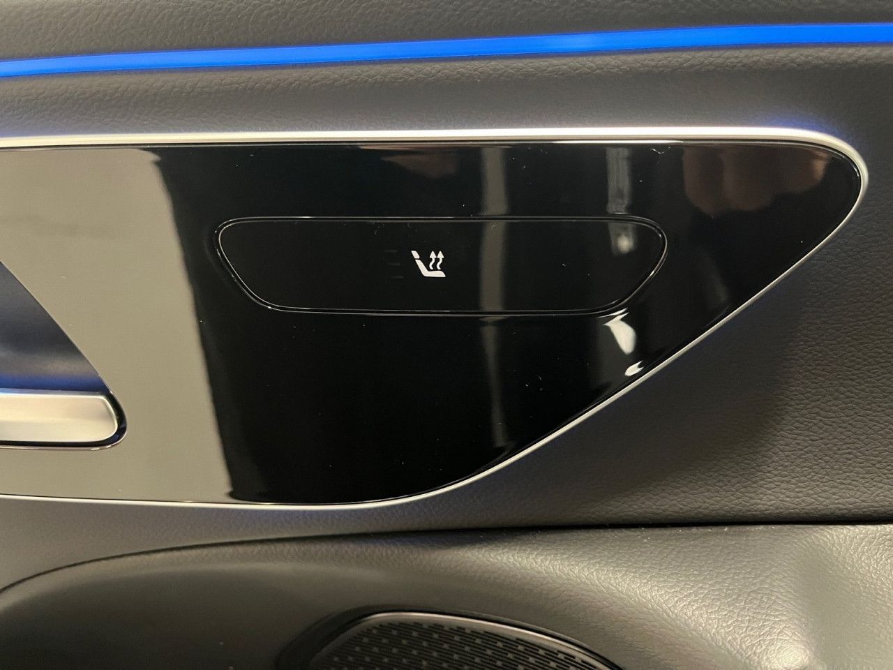 Mercedes-Benz E-Klasse – Bild 17