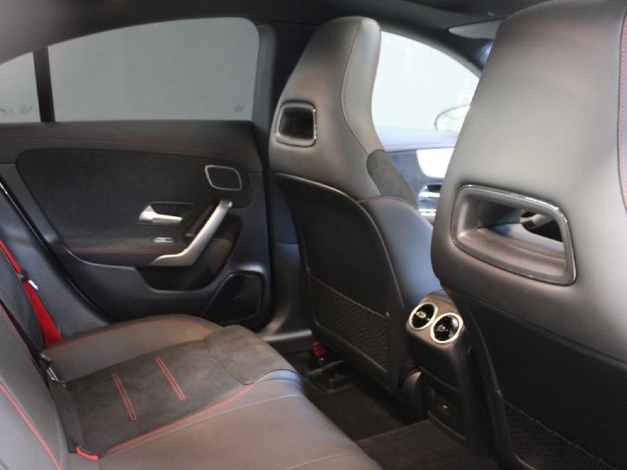 Fahrzeugbild 10 / 14