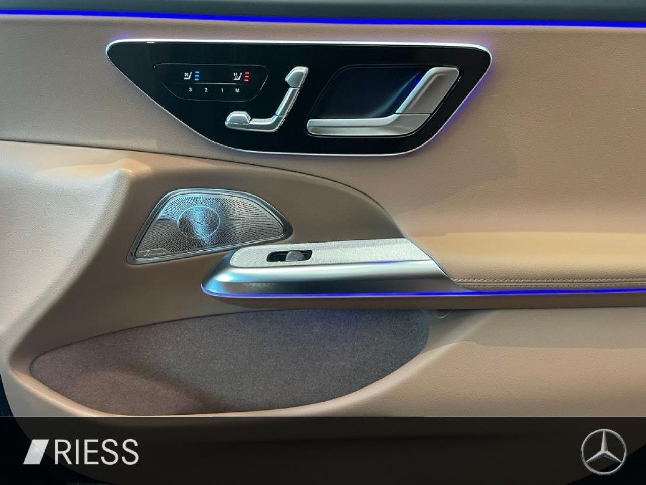 Mercedes-Benz E-Klasse – Bild 11