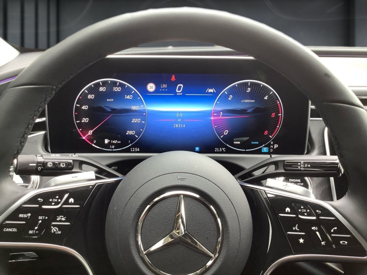 Mercedes-Benz E-Klasse – Bild 7