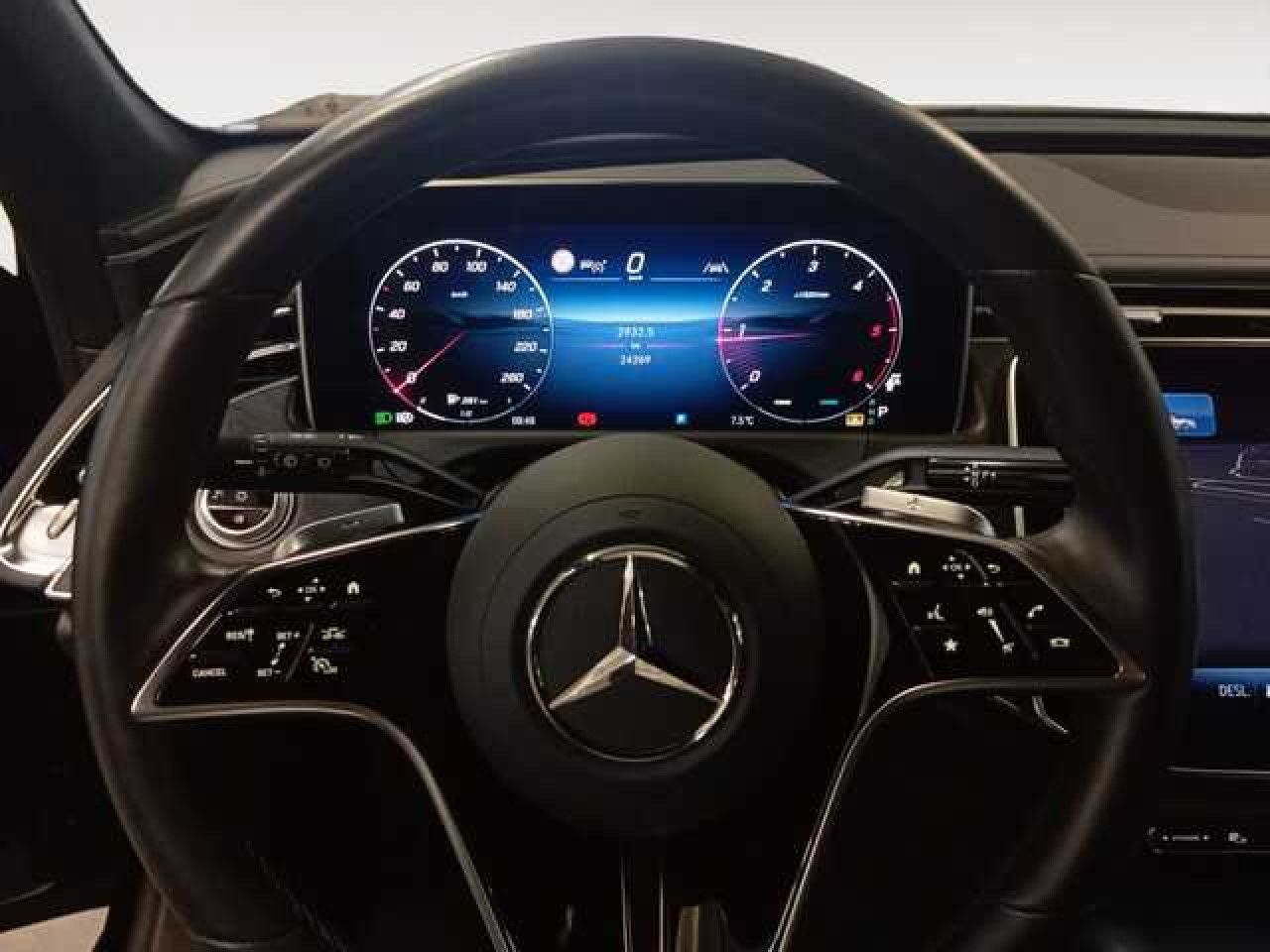 Imagem do veículo 9 / 15