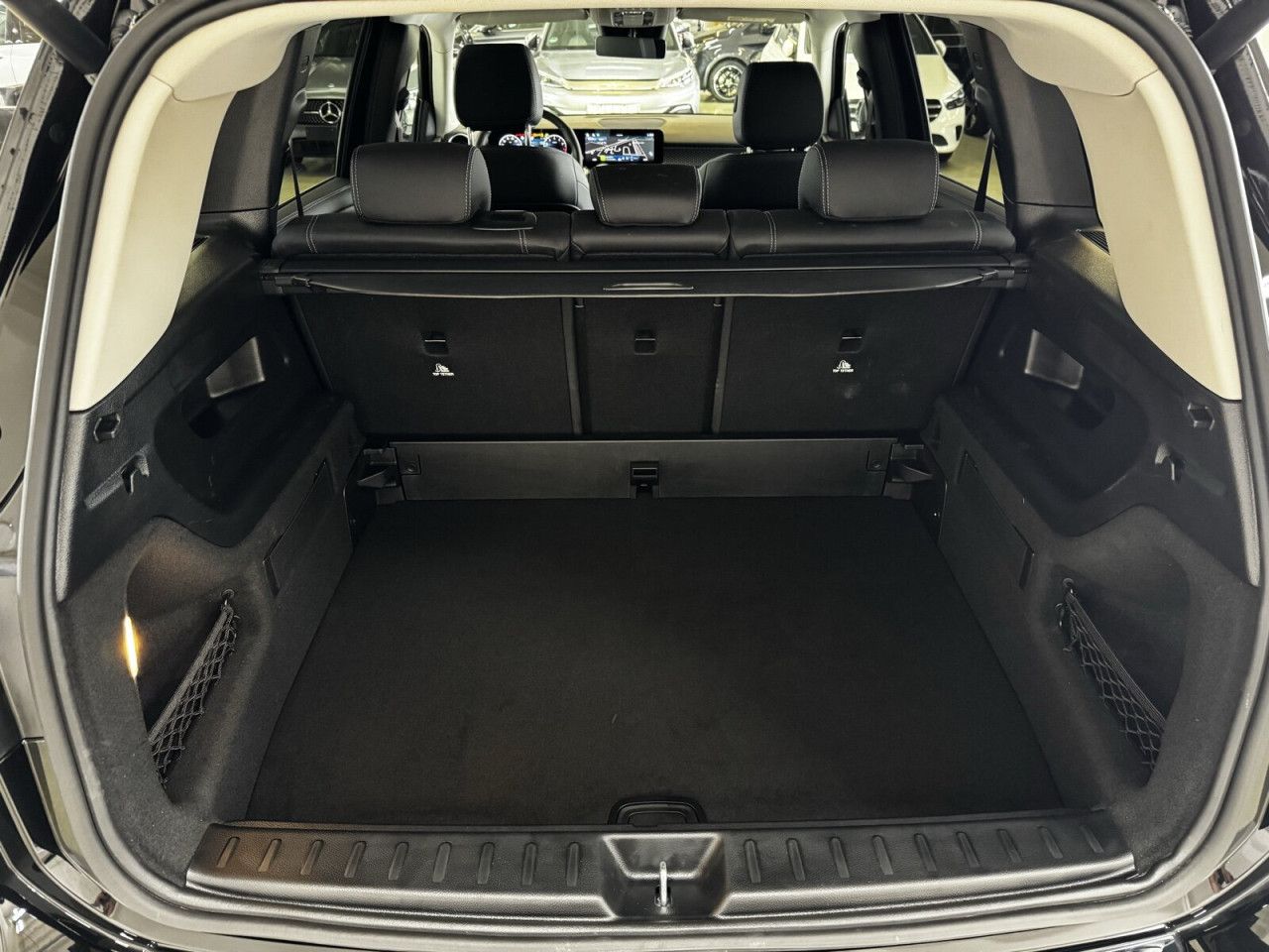 Mercedes-Benz GLB – Bild 8
