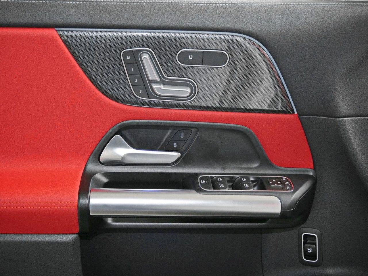 Mercedes-Benz GLA – Bild 17