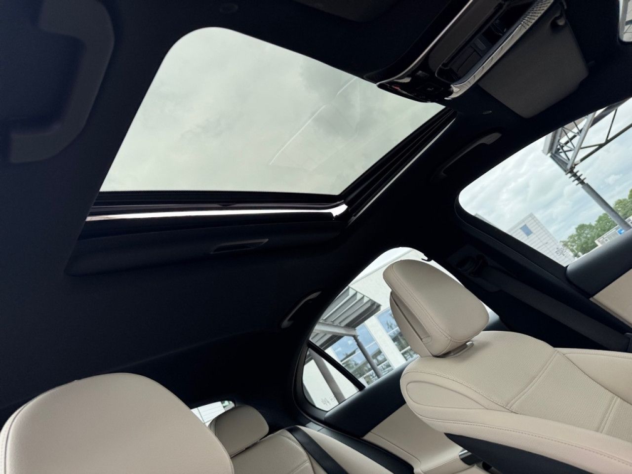 Mercedes-Benz C-Klasse – Bild 6