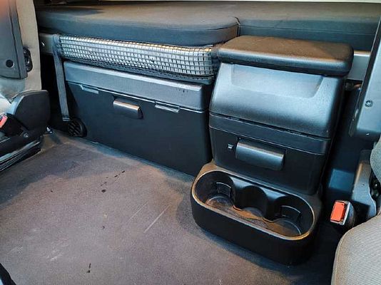 Vehicle image 12 / 15
