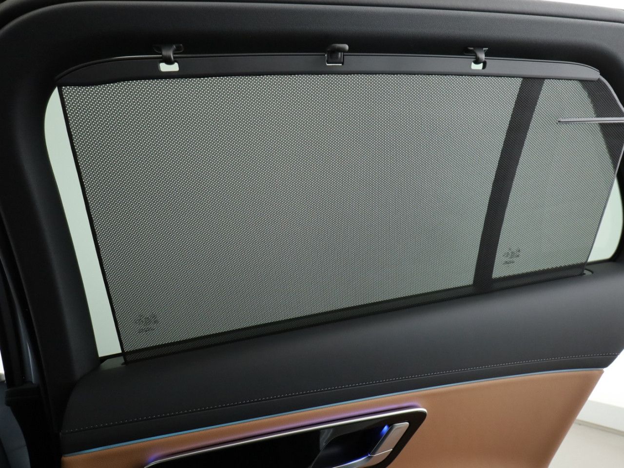 Mercedes-Benz E-Klasse – Bild 25