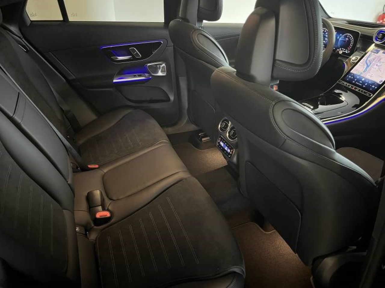 Photo du v&eacute;hicule 4 / 15