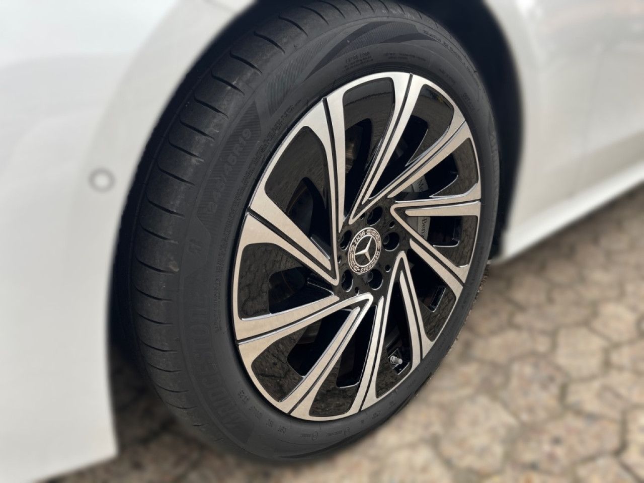 Mercedes-Benz E-Klasse – Bild 3