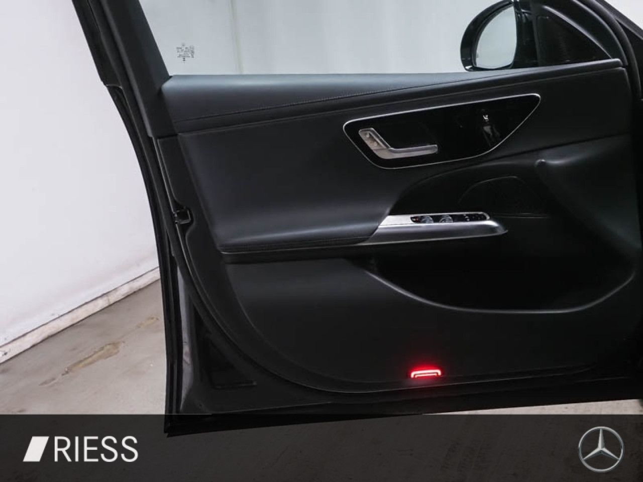 Mercedes-Benz E-Klasse – Bild 9