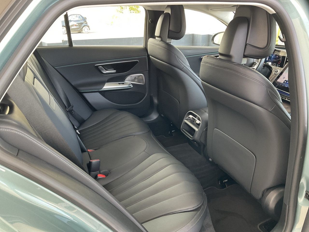 Mercedes-Benz E-Klasse – Bild 20