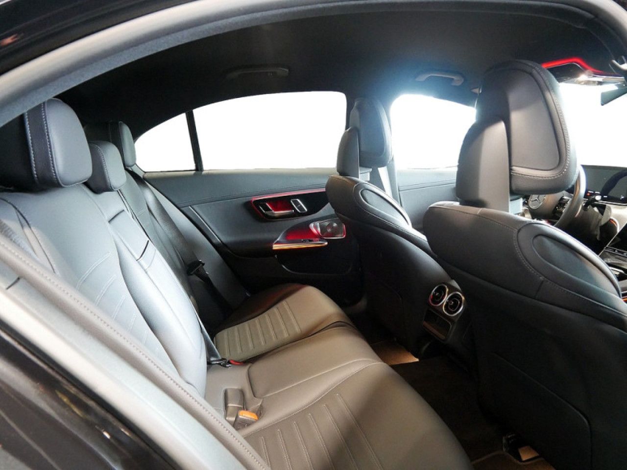 Mercedes-Benz C-Klasse – Bild 6