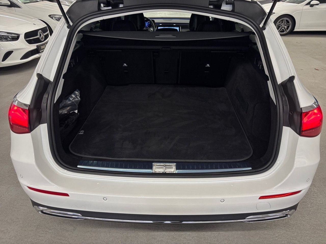 Mercedes-Benz E-Klasse – Bild 15