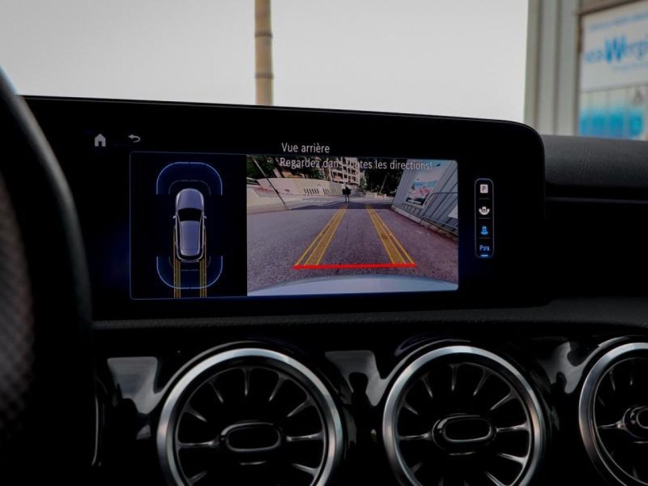 Photo du v&eacute;hicule 14 / 18